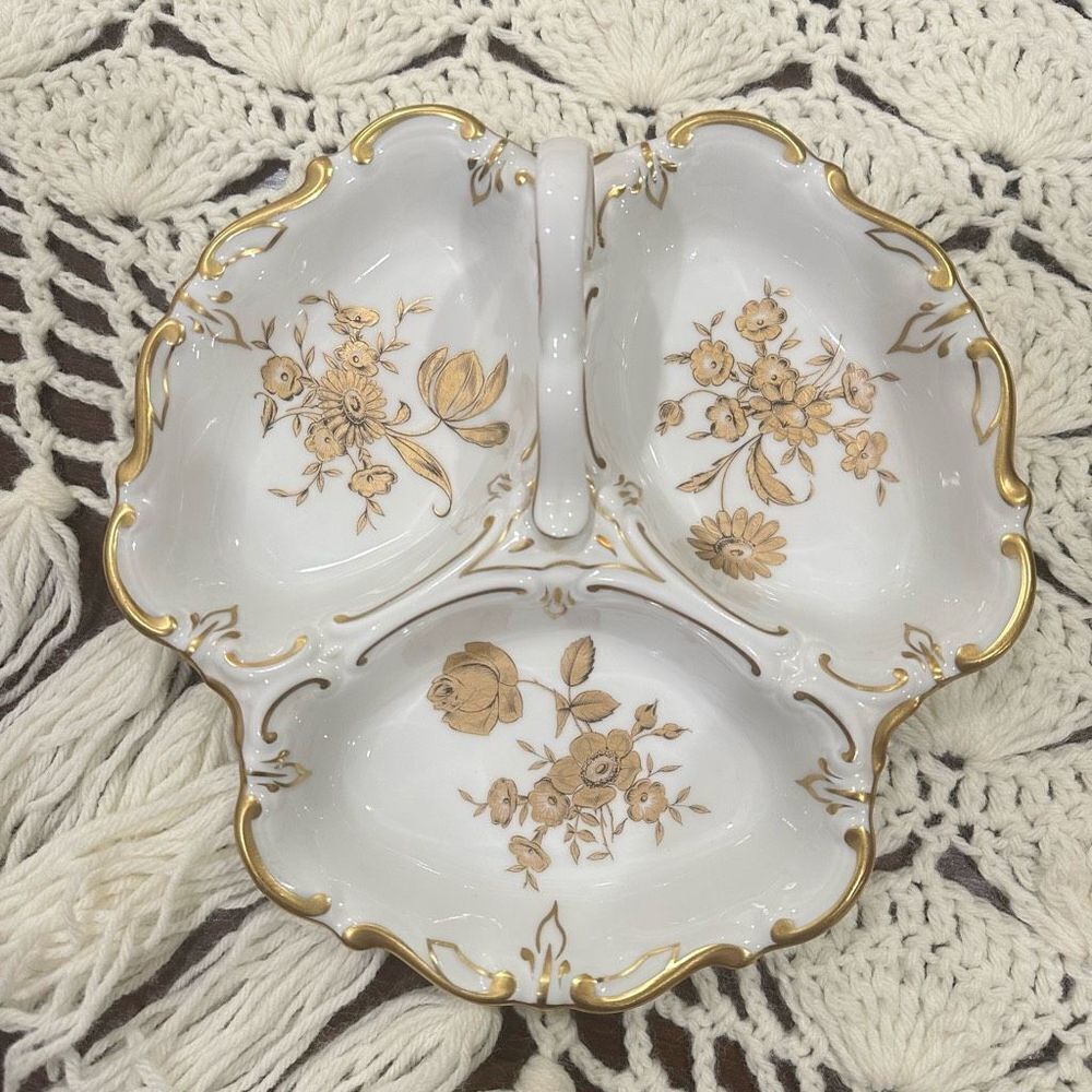 JLMenau Graf‎ Von Henneberg Germany Gold Trim Porcelain Section Dish W/ Handle